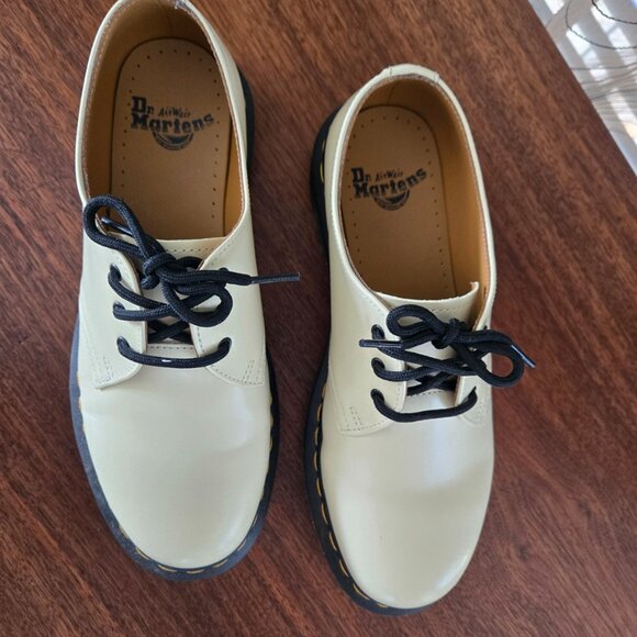 Dr Martens 1461 Cream 3 Hole Oxford Shoes, size 41EU/ 10 - Picture 5 of 10